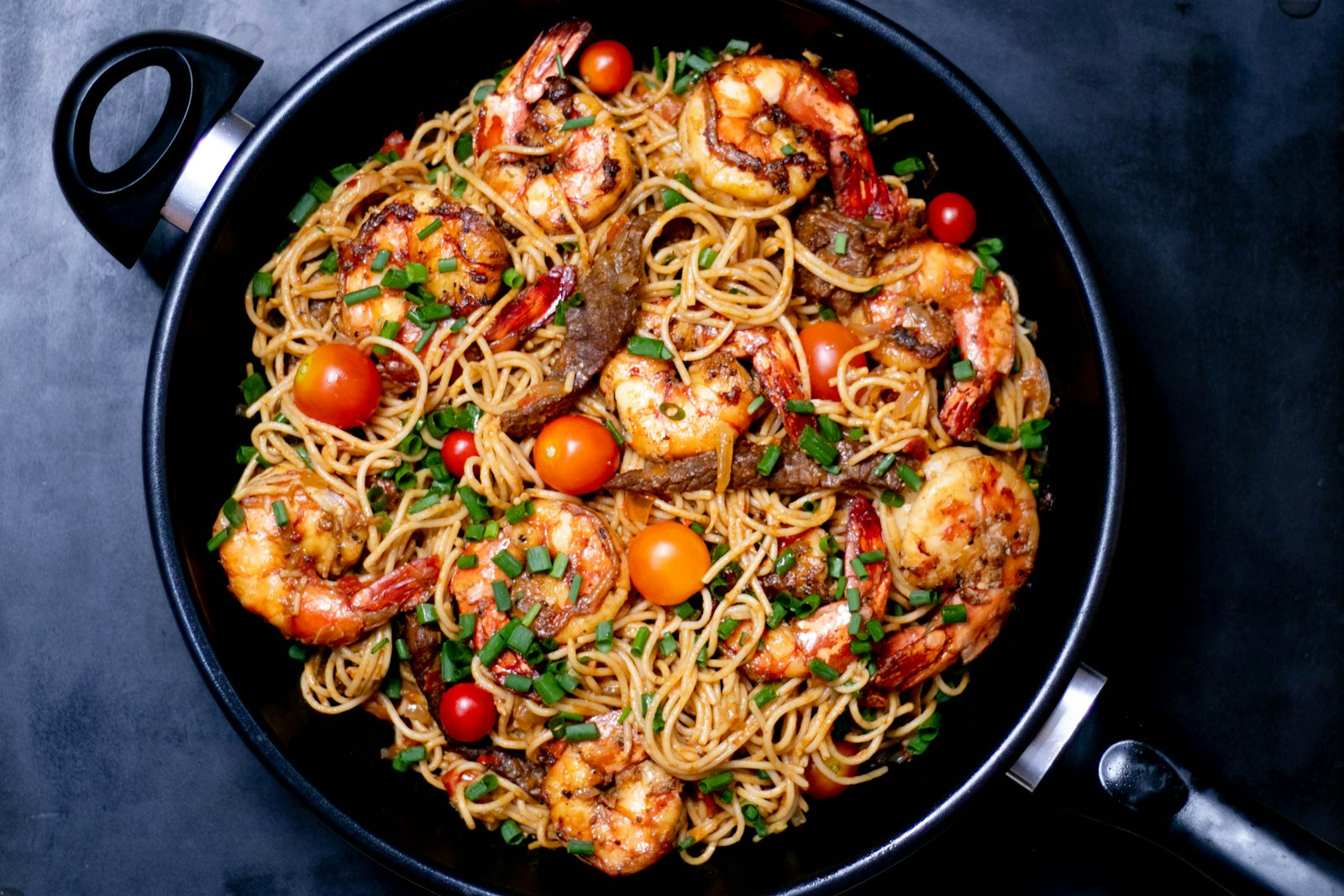 King prawn chow mein noodles